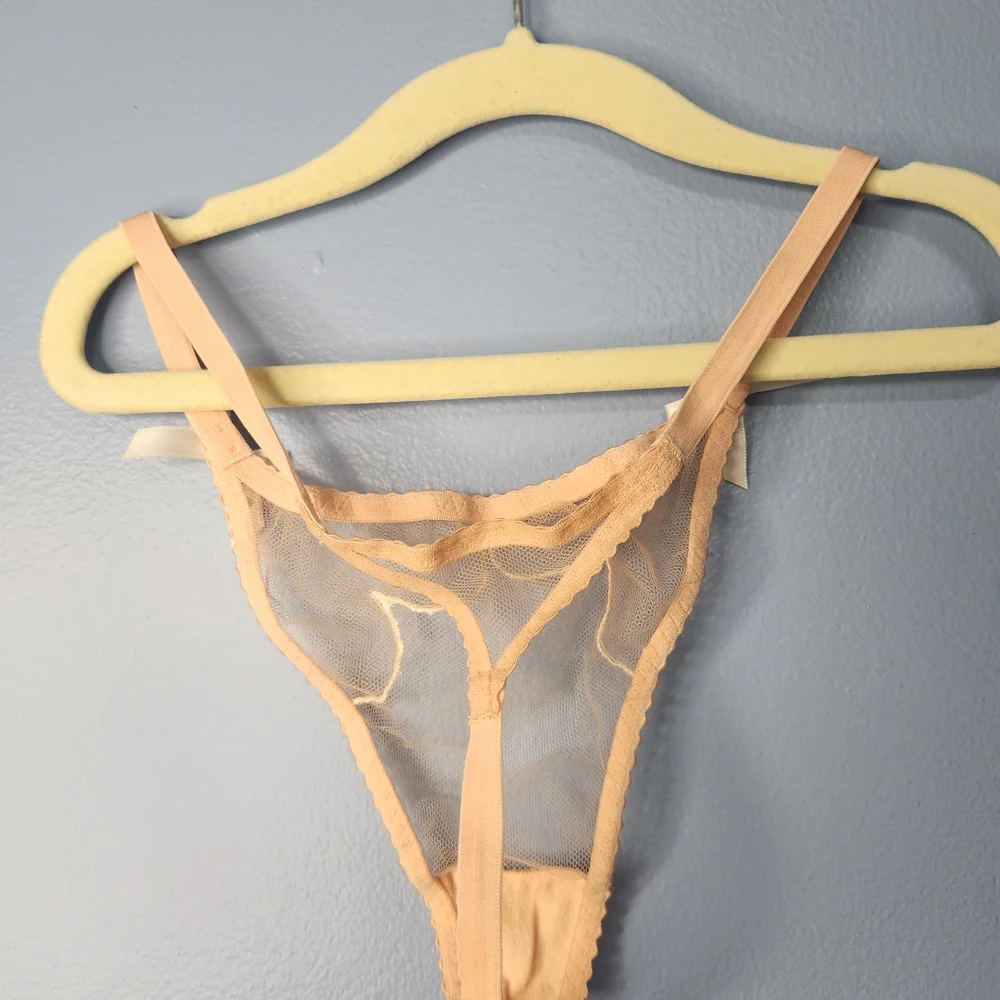 Agent Provocateur Lorna 3-piece Set in Sand - Picture 6 of 9